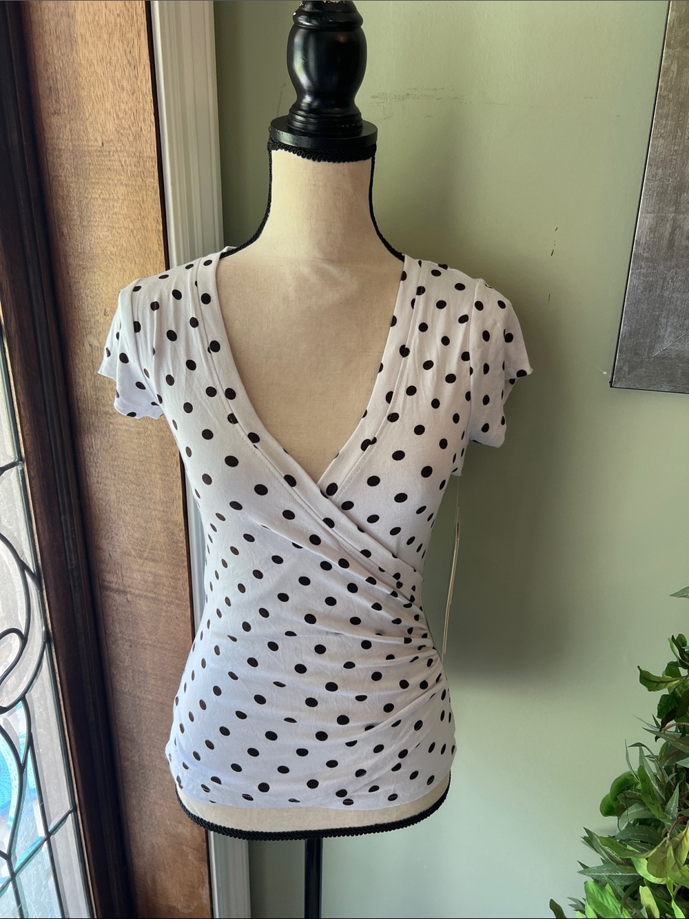 Forever 21 White Short-Sleeve Polka Dot Wrap Top